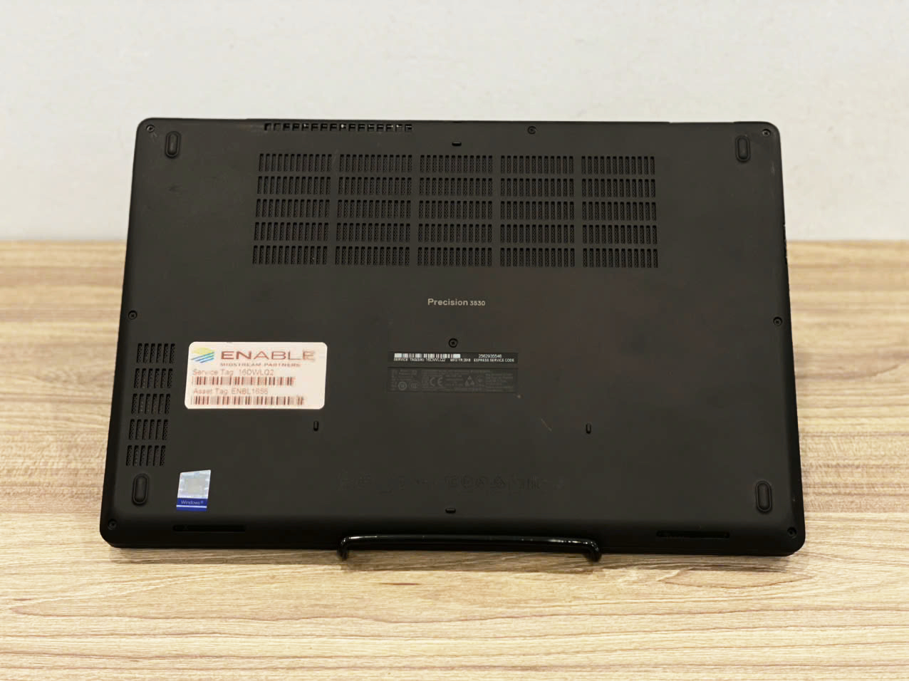 Laptop Dell Precision 3530 - 15.6" FHD / i7-8750H / 16GB / 256GB / QUADRO P600 (2nd)